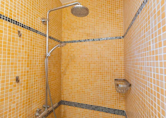 Prázdninový dům Maison 8 Pers - 8min - Parc Expo- Arena-centre *